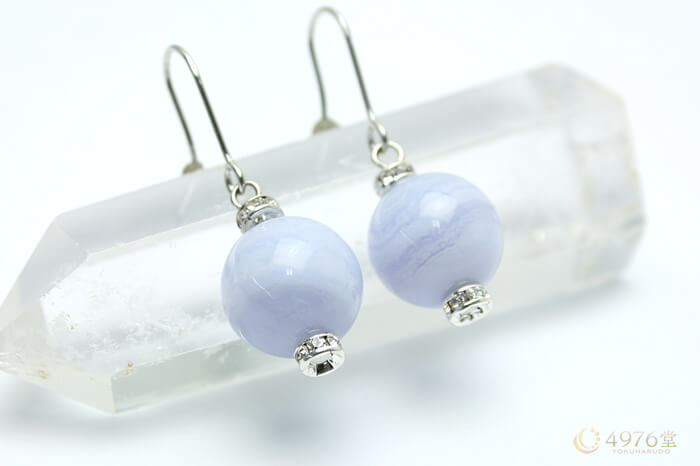 ブルーレースアゲート ピアス 12mm ｜ 天然石通販の4976堂